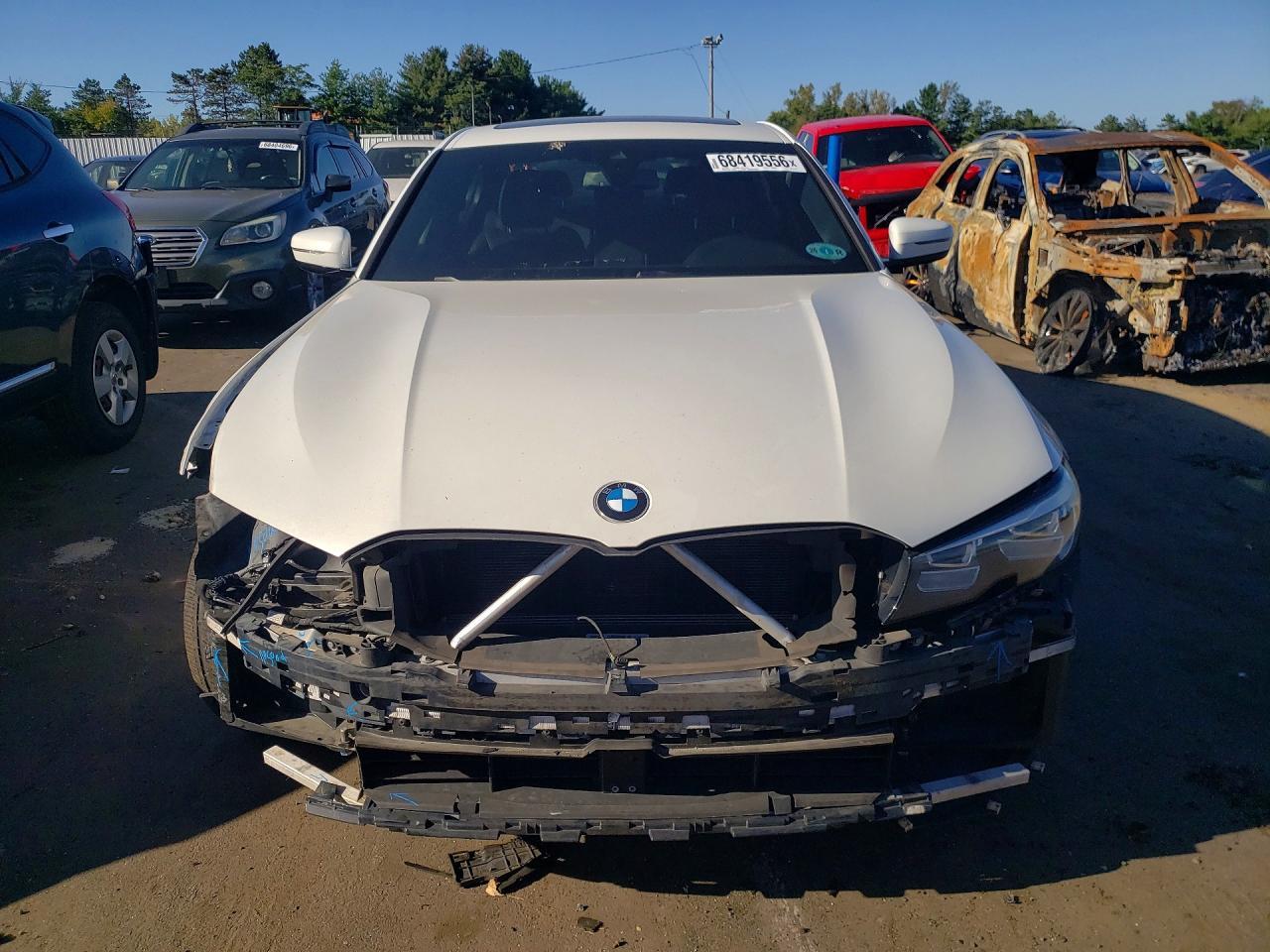 2020 BMW Seria 3 330i - zdjęcie 5