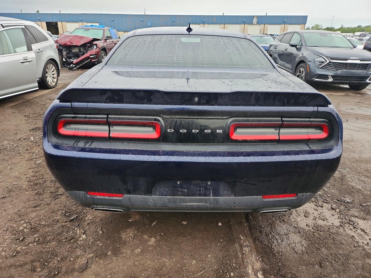 2016 Dodge Challenger Sxt - zdjęcie 6