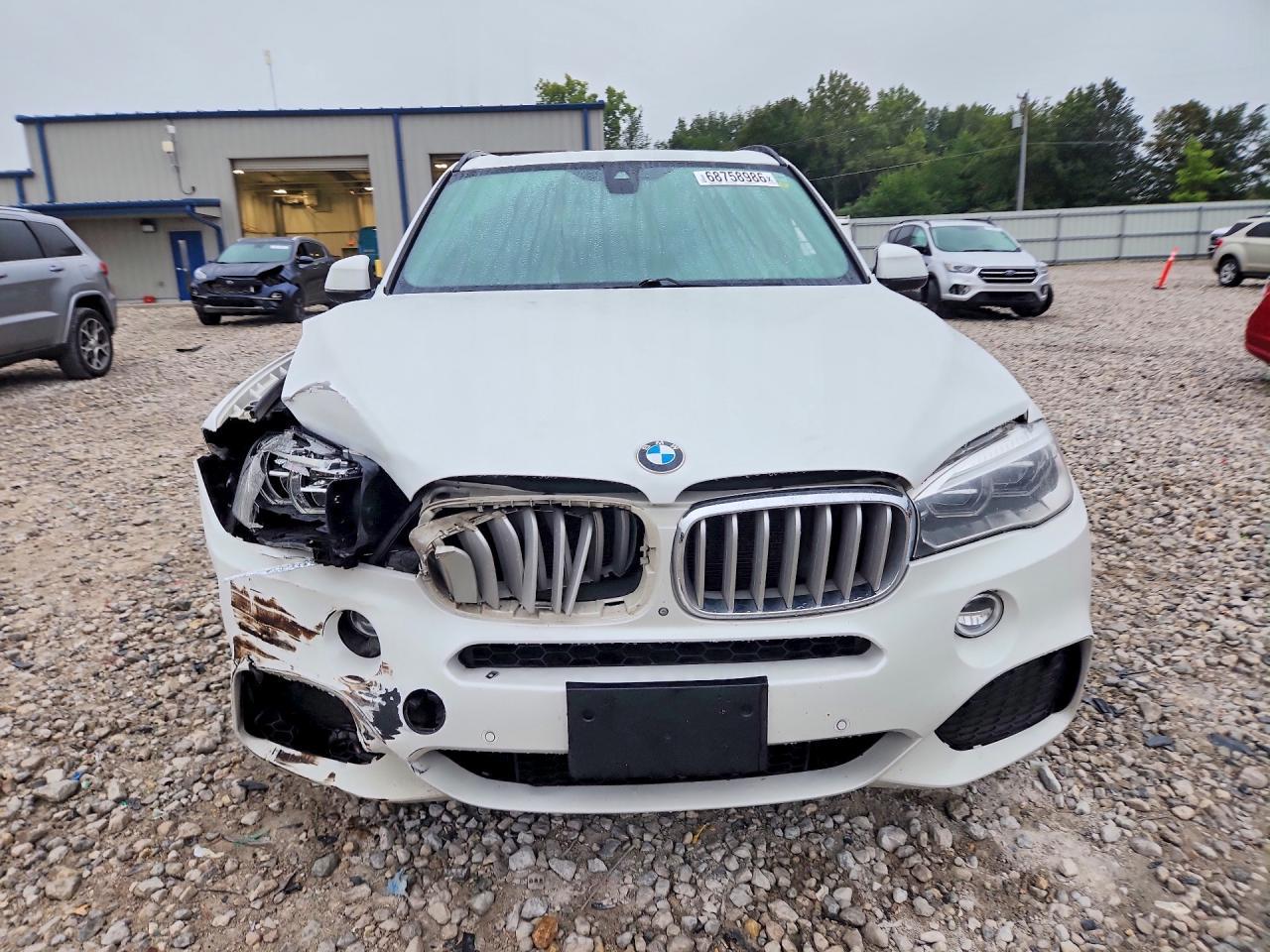 2017 BMW X5 xDrive50I - zdjęcie 5