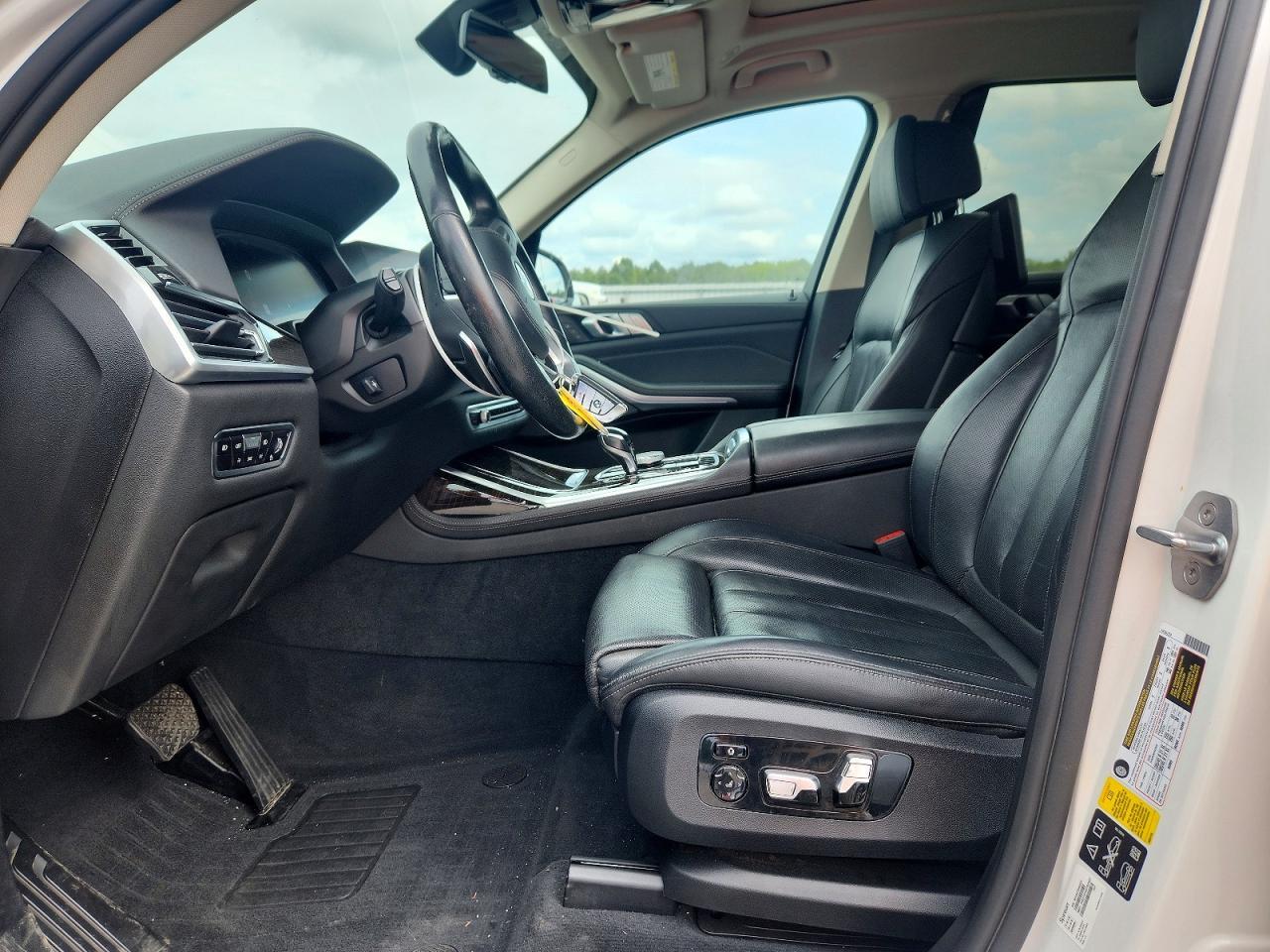 2020 BMW X7 xDrive40I - zdjęcie 7