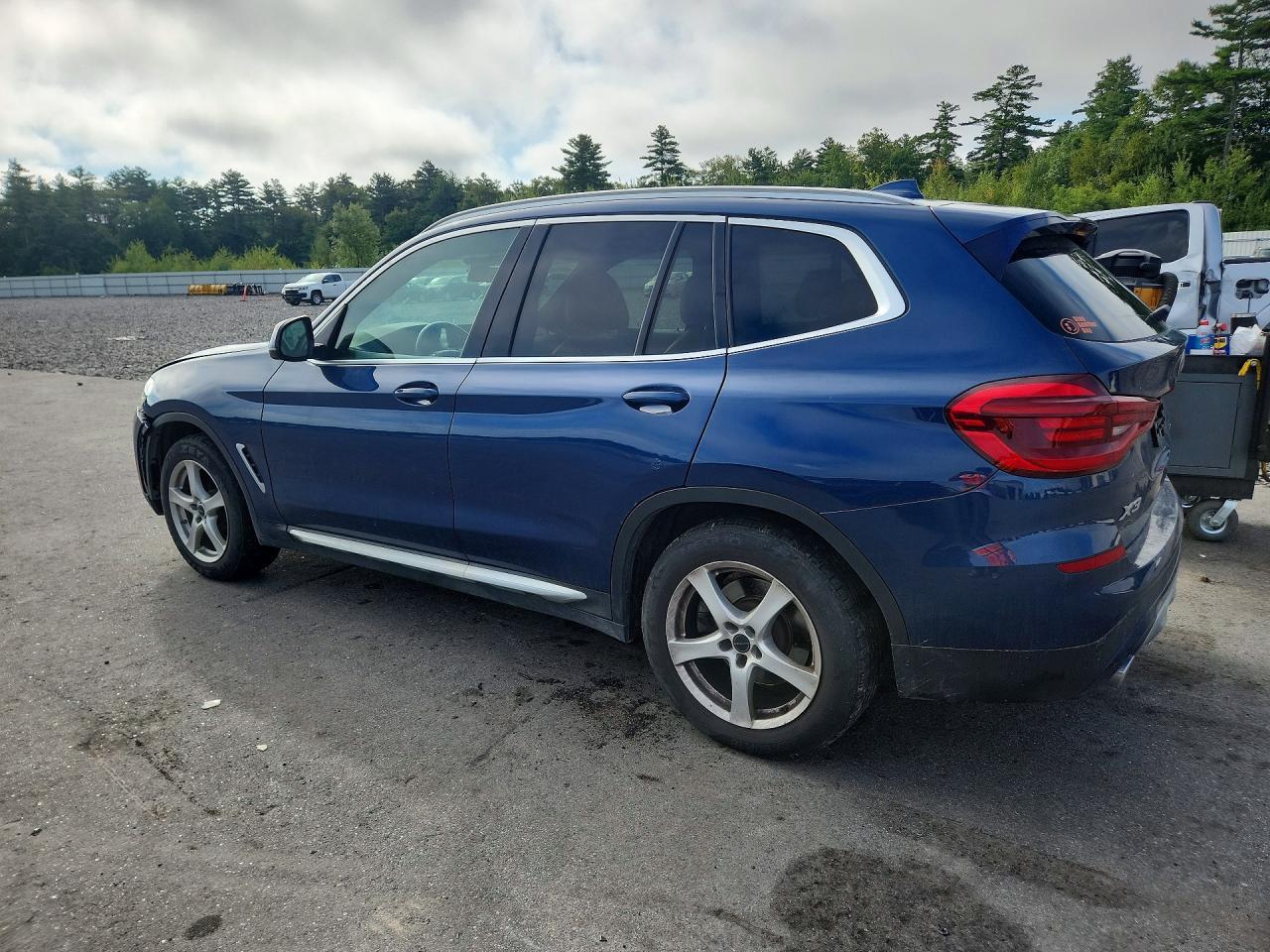 2020 BMW X3 xDrive30I - zdjęcie 2