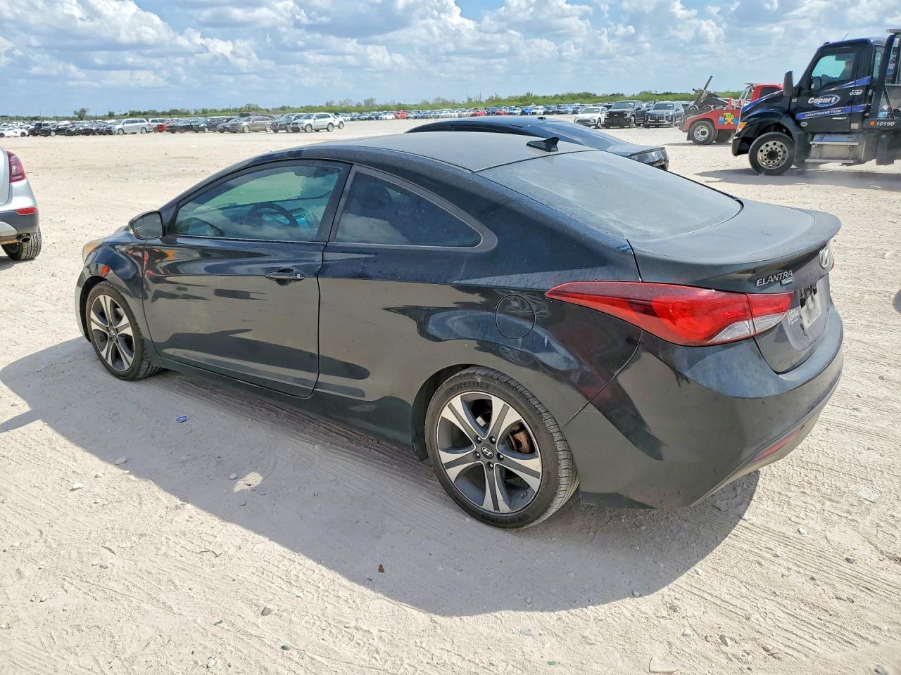 2014 Hyundai Elantra Coupe Base - zdjęcie 2