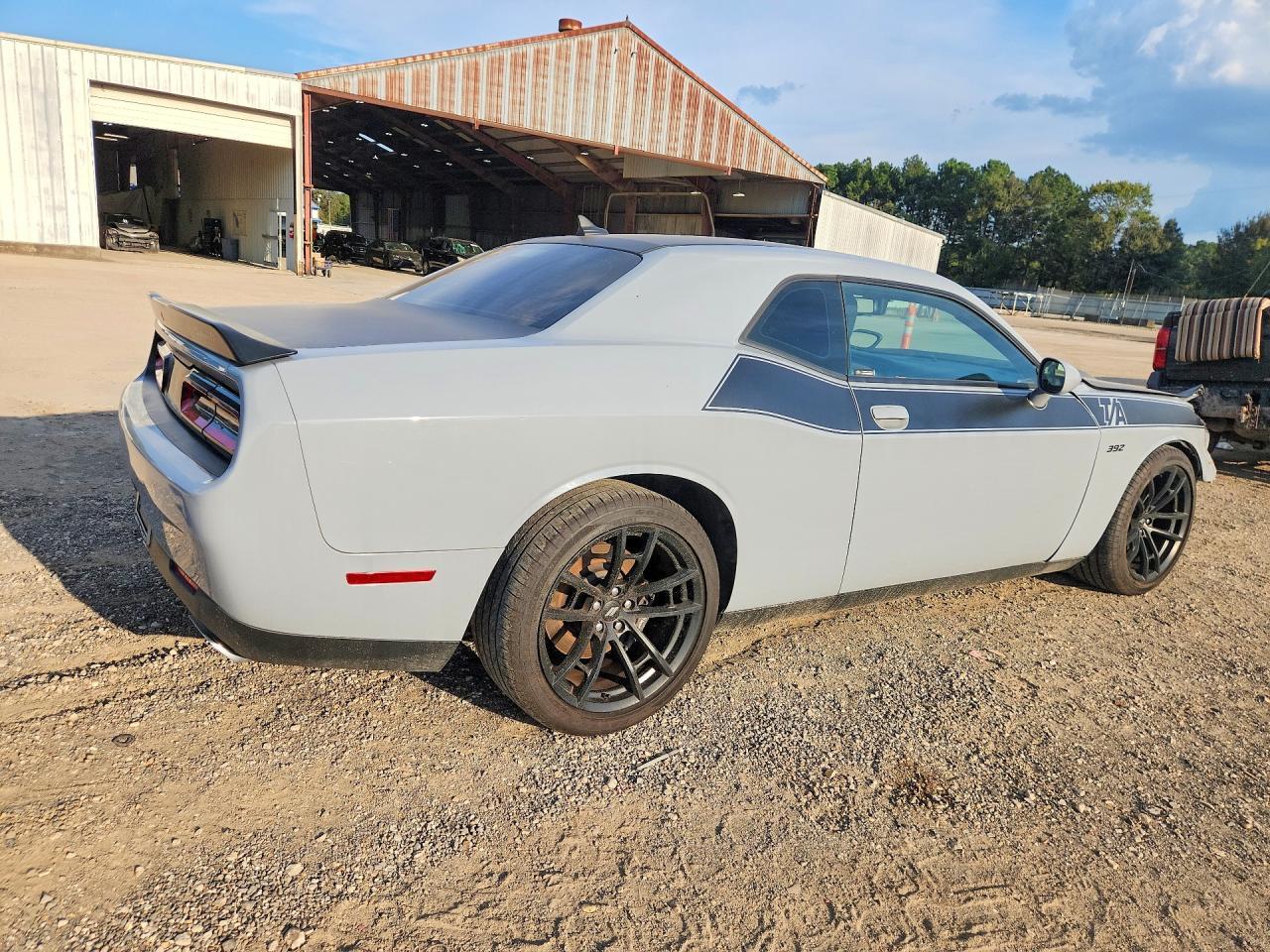 2021 Dodge Challenger R - zdjęcie 3