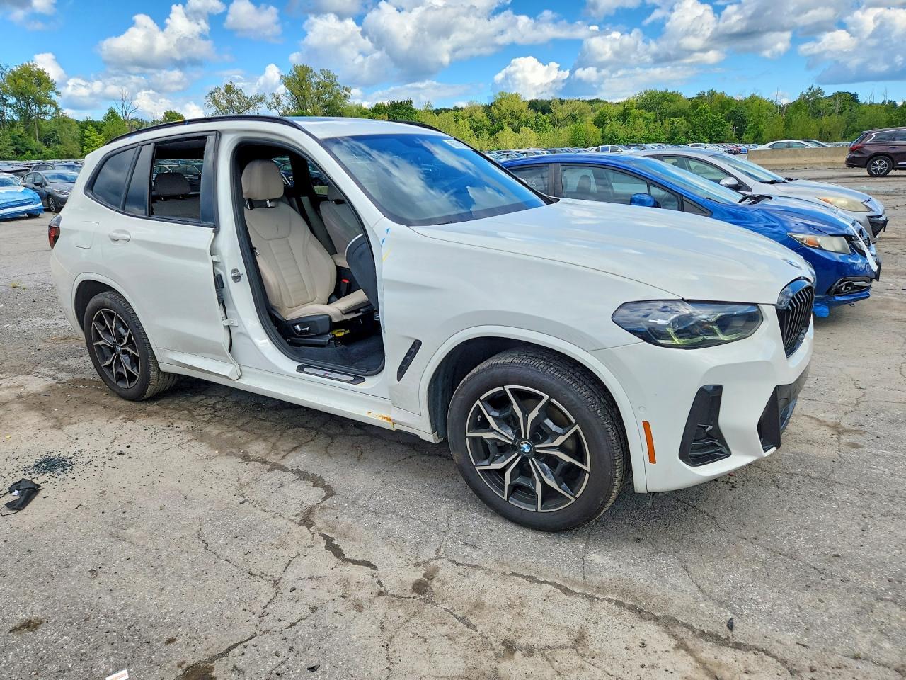 2023 BMW X3 xDrive30I - zdjęcie 4