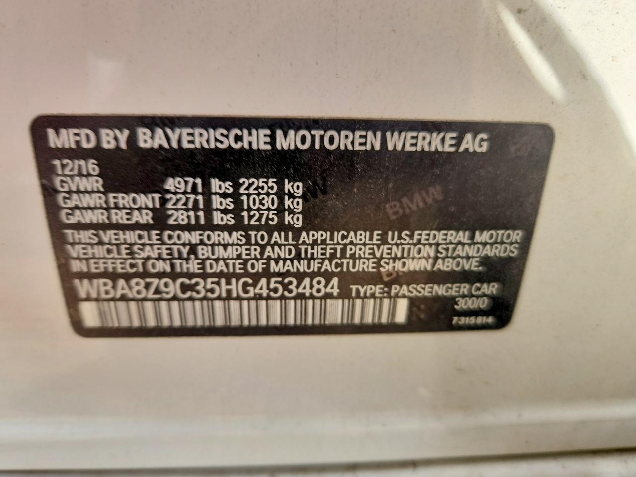 2017 BMW Seria 3 330i - zdjęcie 13