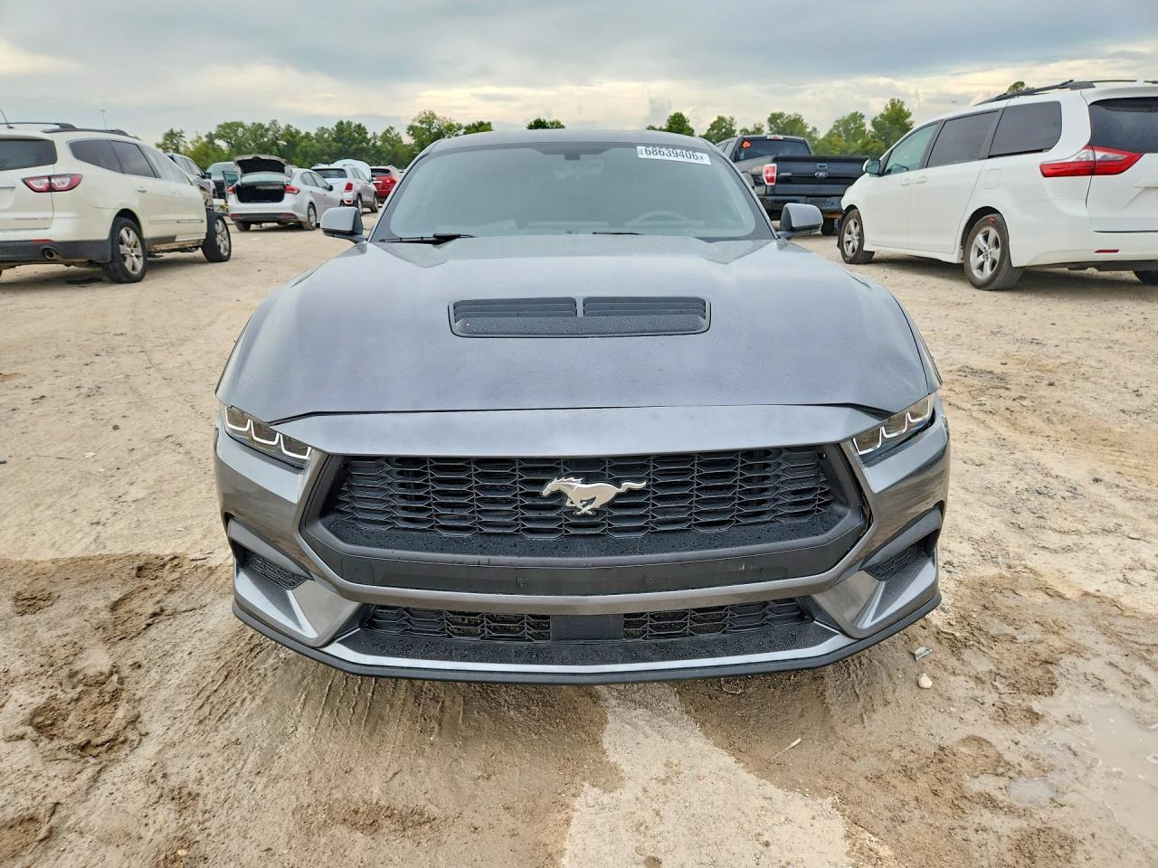 2025 Ford Mustang - zdjęcie 5