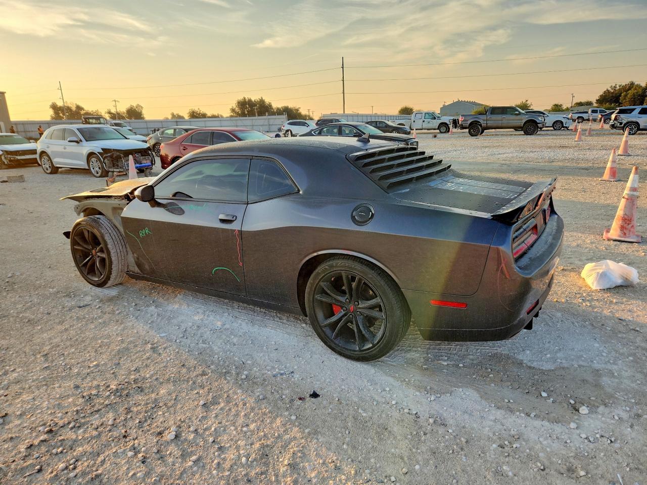 2016 Dodge Challenger R/T - zdjęcie 2