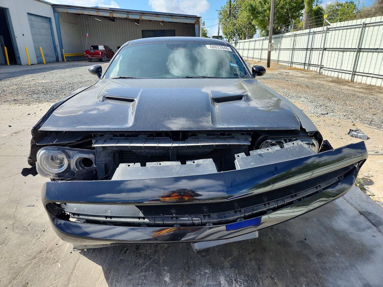 2017 Dodge Challenger - zdjęcie 5