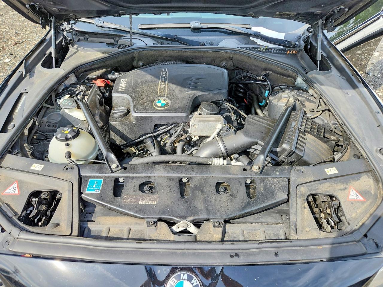 2015 BMW 528 I - zdjęcie 11