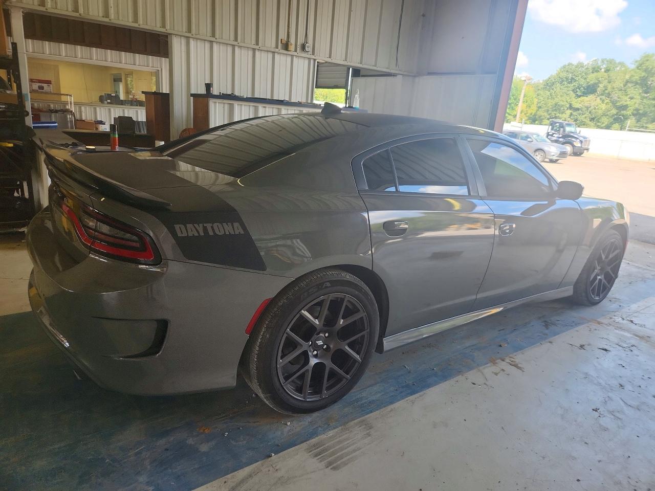 2017 Dodge Charger R - zdjęcie 3
