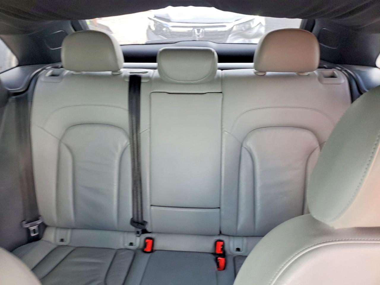 2016 Audi Q3 Premium Plus - zdjęcie 14