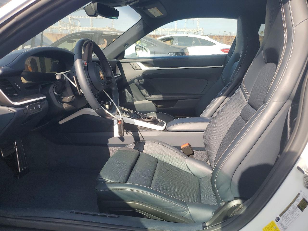 2025 Porsche 911 Carrera - zdjęcie 7