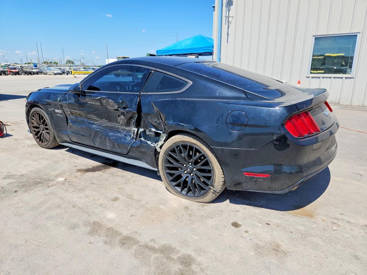 2017 Ford Mustang Gt - zdjęcie 2