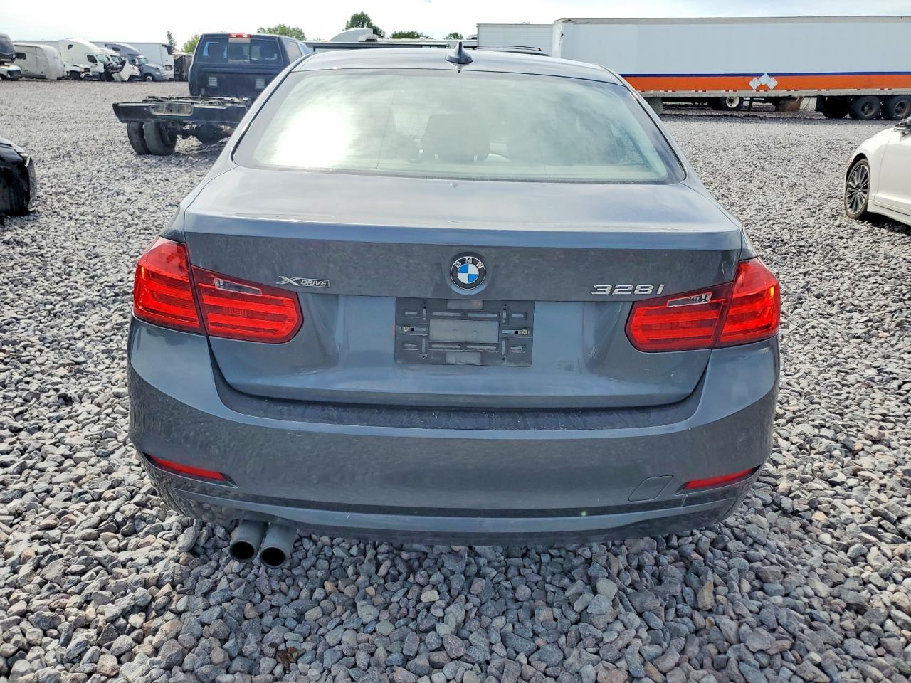 2013 BMW 328 Xi - zdjęcie 6