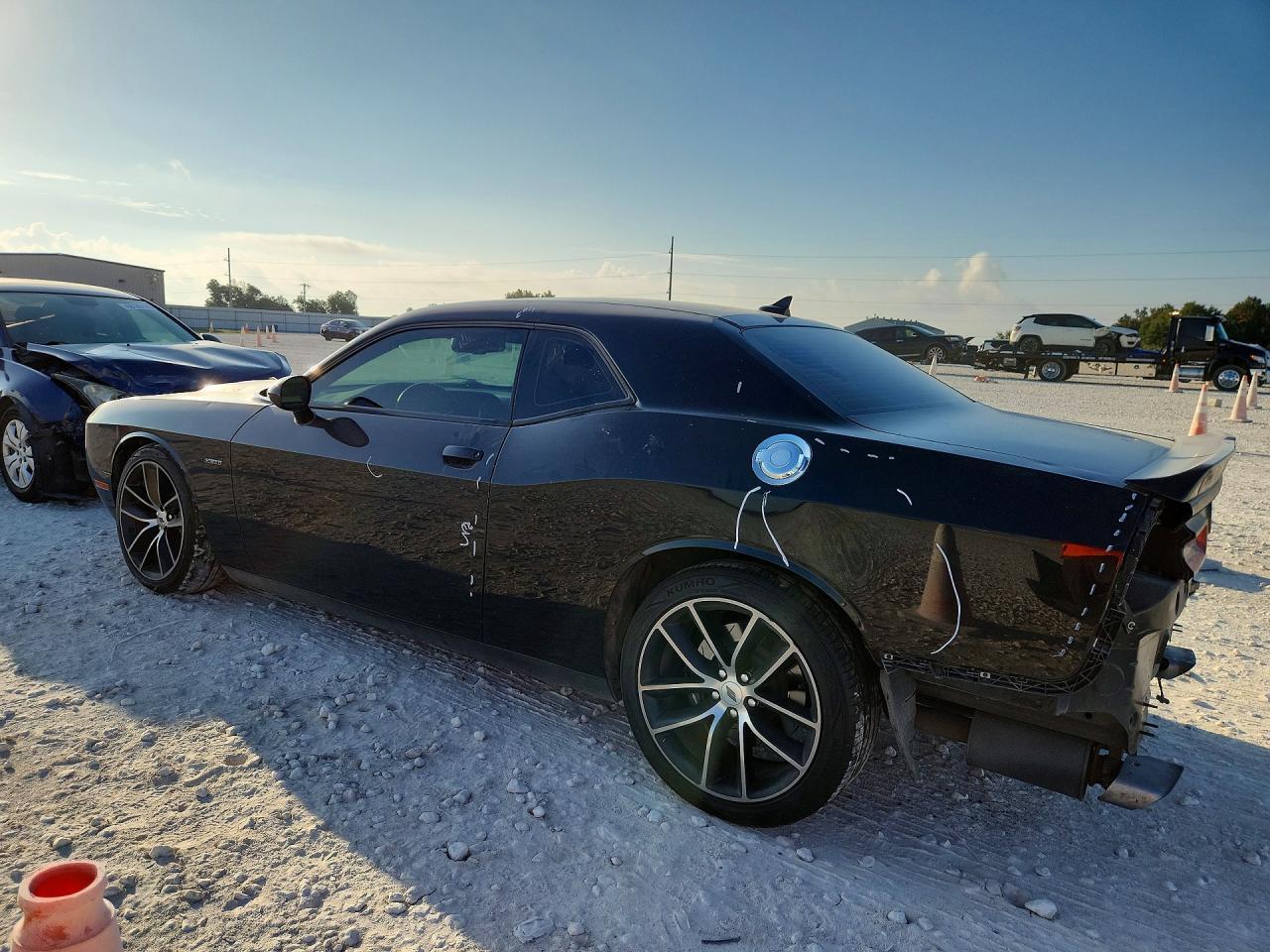 2018 Dodge Challenger R/T - zdjęcie 2