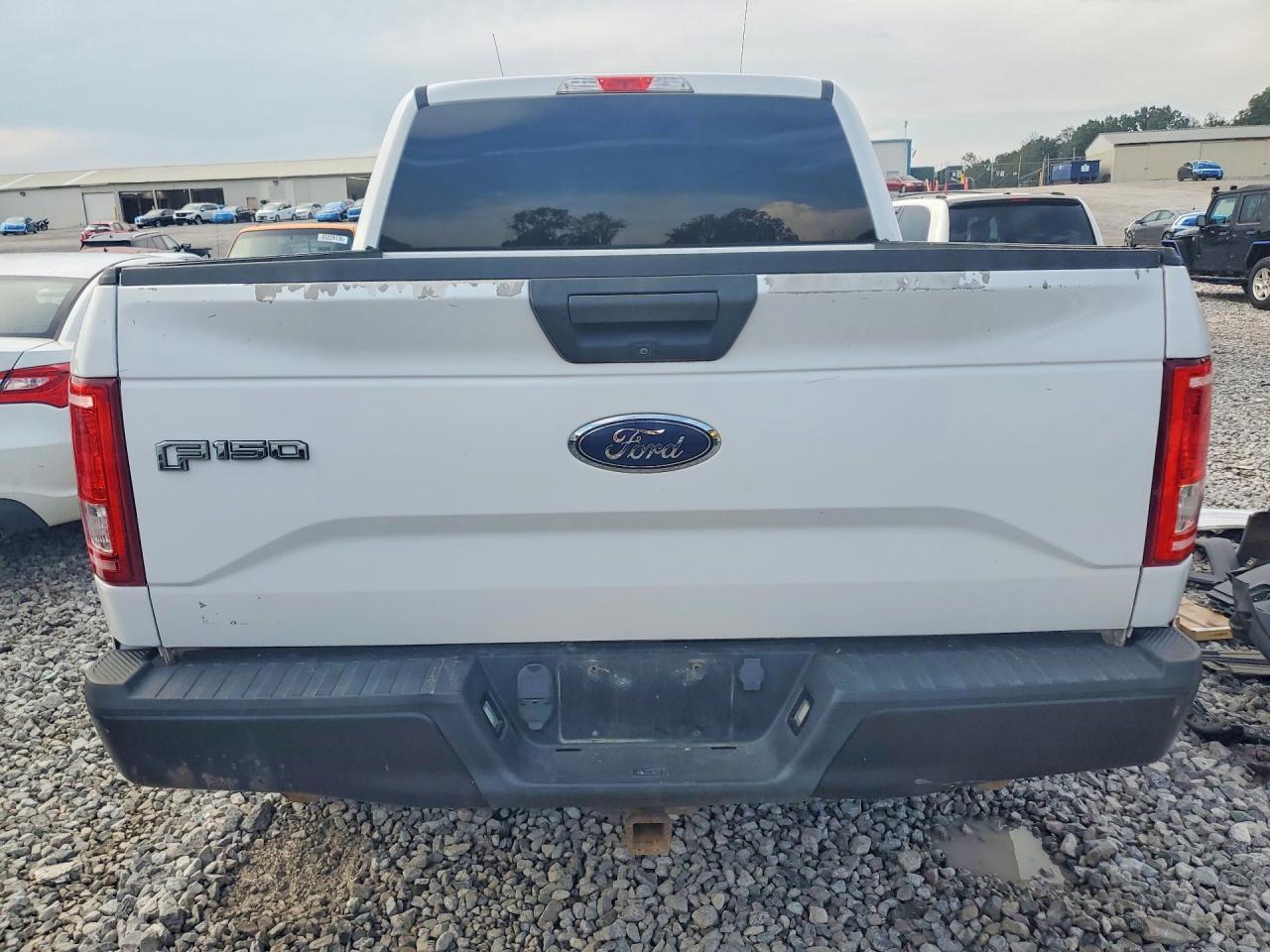 2017 Ford F150 Supercrew - zdjęcie 6