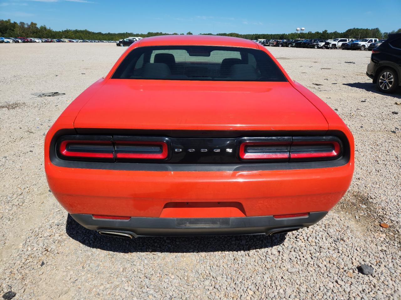 2016 Dodge Challenger Sxt - zdjęcie 6