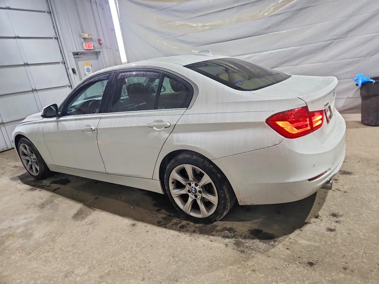 2015 BMW Seria 3 335i - zdjęcie 2
