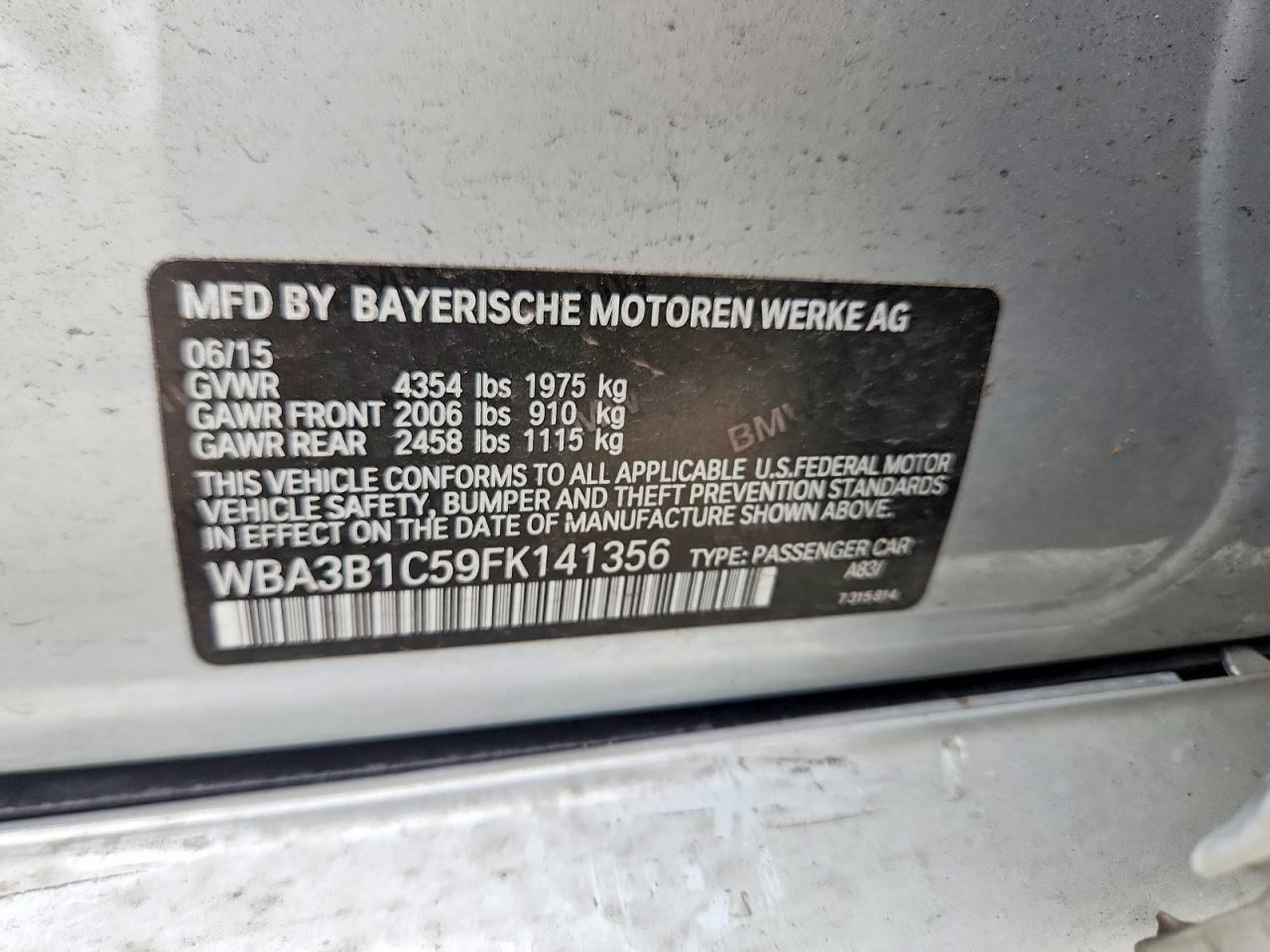 2015 BMW 320 I - zdjęcie 12