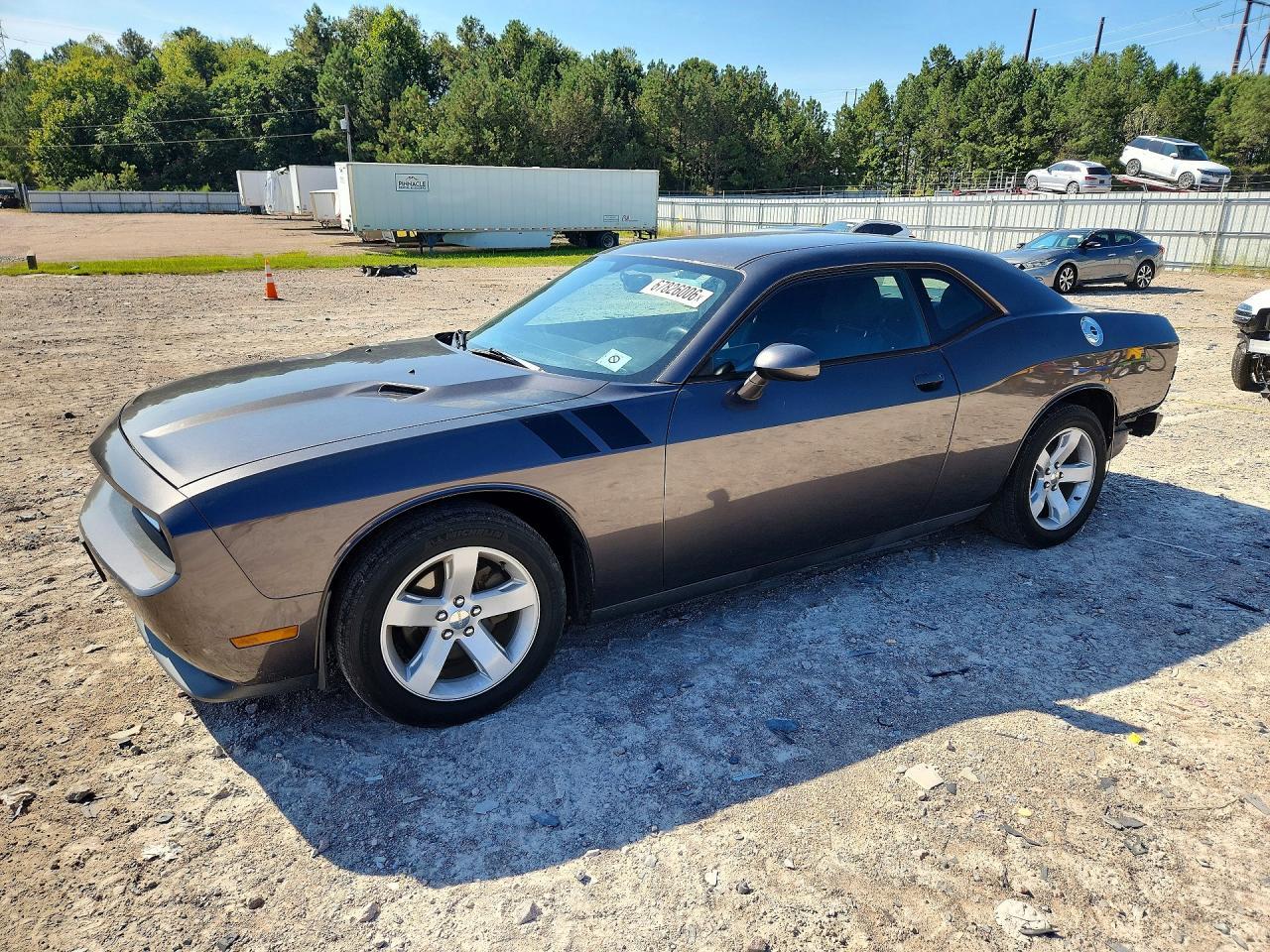 2014 Dodge Challenger Sxt - zdjęcie główne