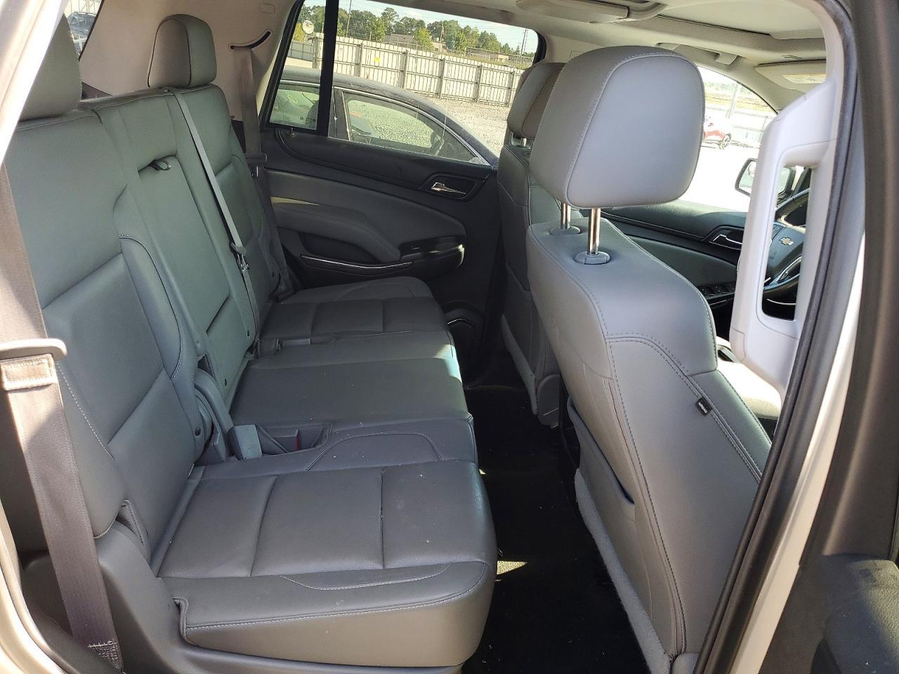 2016 Chevrolet Tahoe C1500 Lt - zdjęcie 10