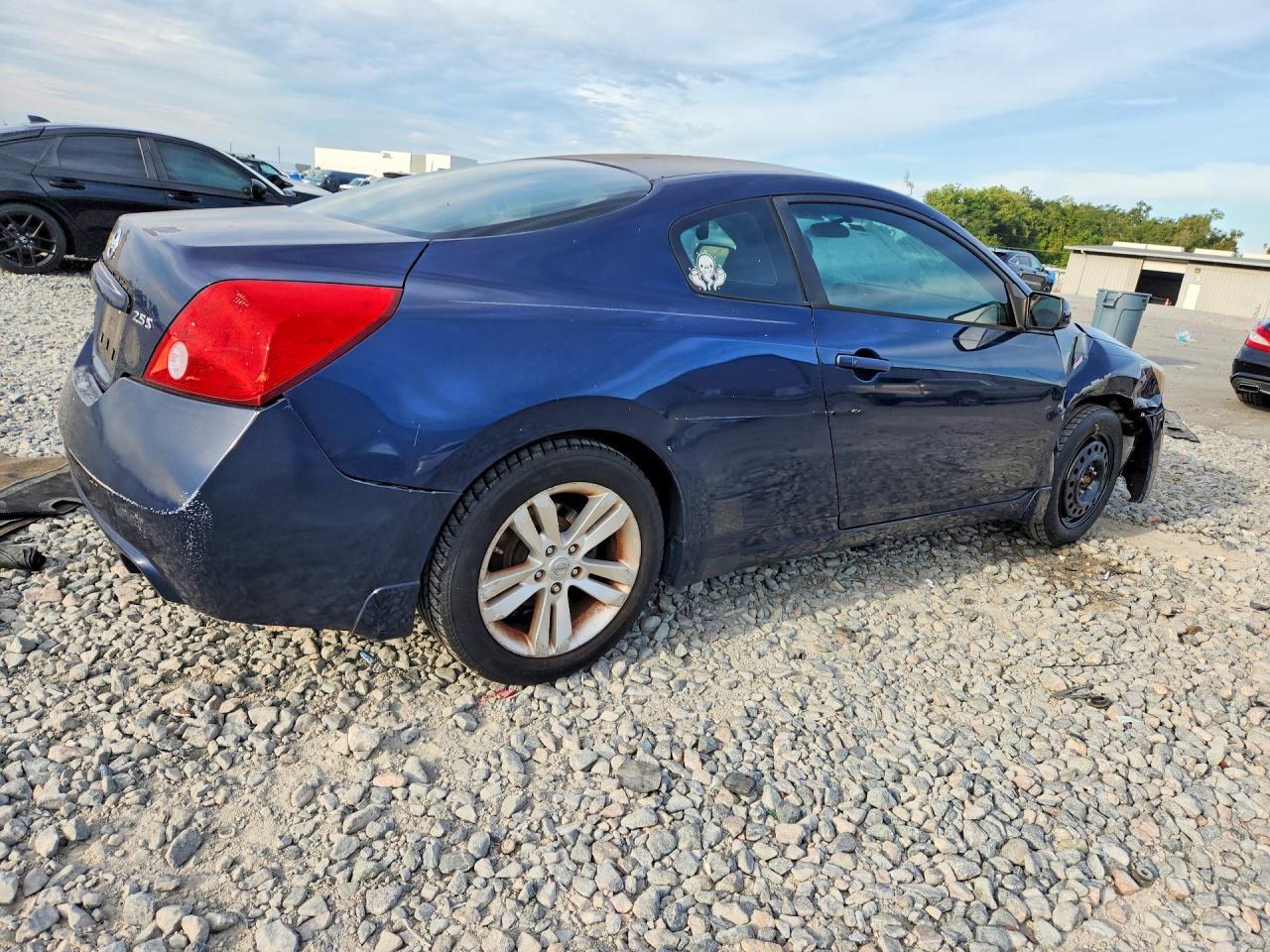 2013 Nissan Altima S - zdjęcie 3