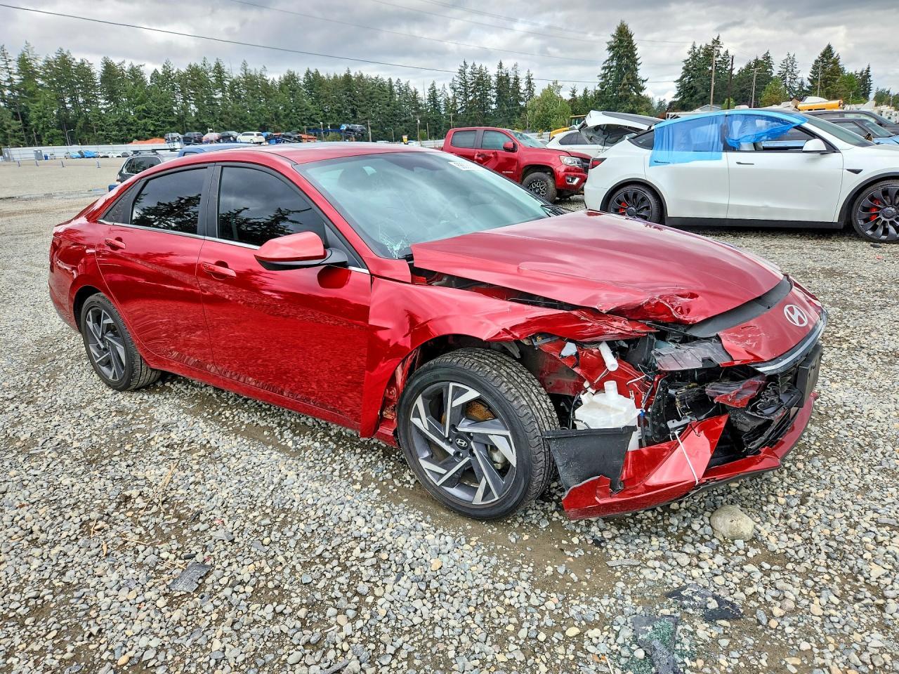 2025 Hyundai Elantra Sel - zdjęcie 4