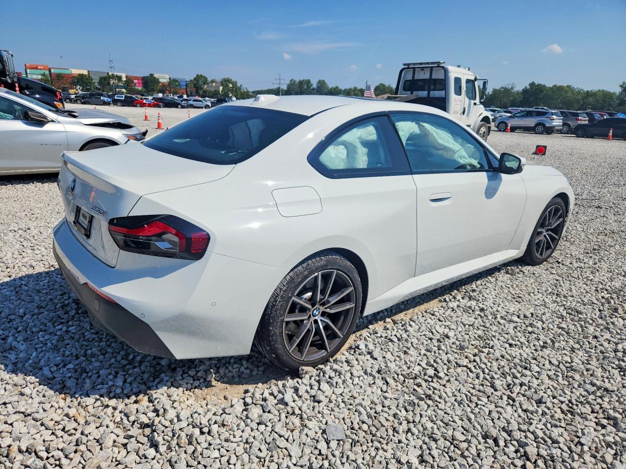 2024 BMW Seria 2 Coupe 230i - zdjęcie 3
