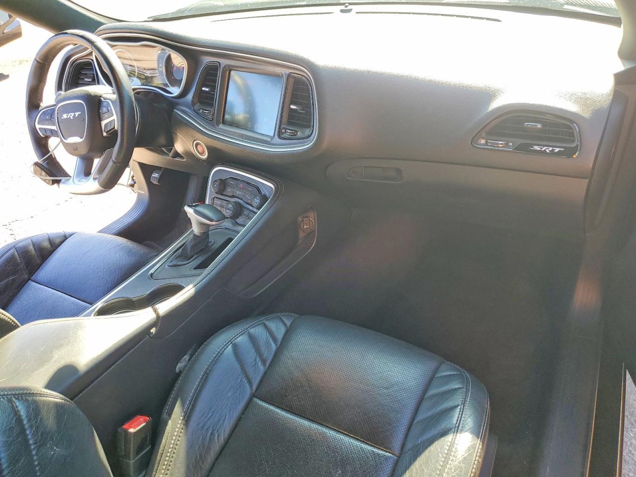 2016 Dodge Challenger Srt 392 - zdjęcie 8