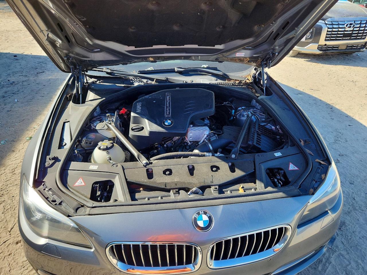 2015 BMW 528 I - zdjęcie 11