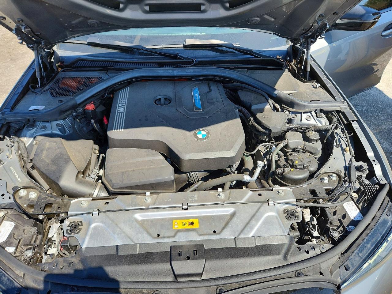 2023 BMW 330E - zdjęcie 11