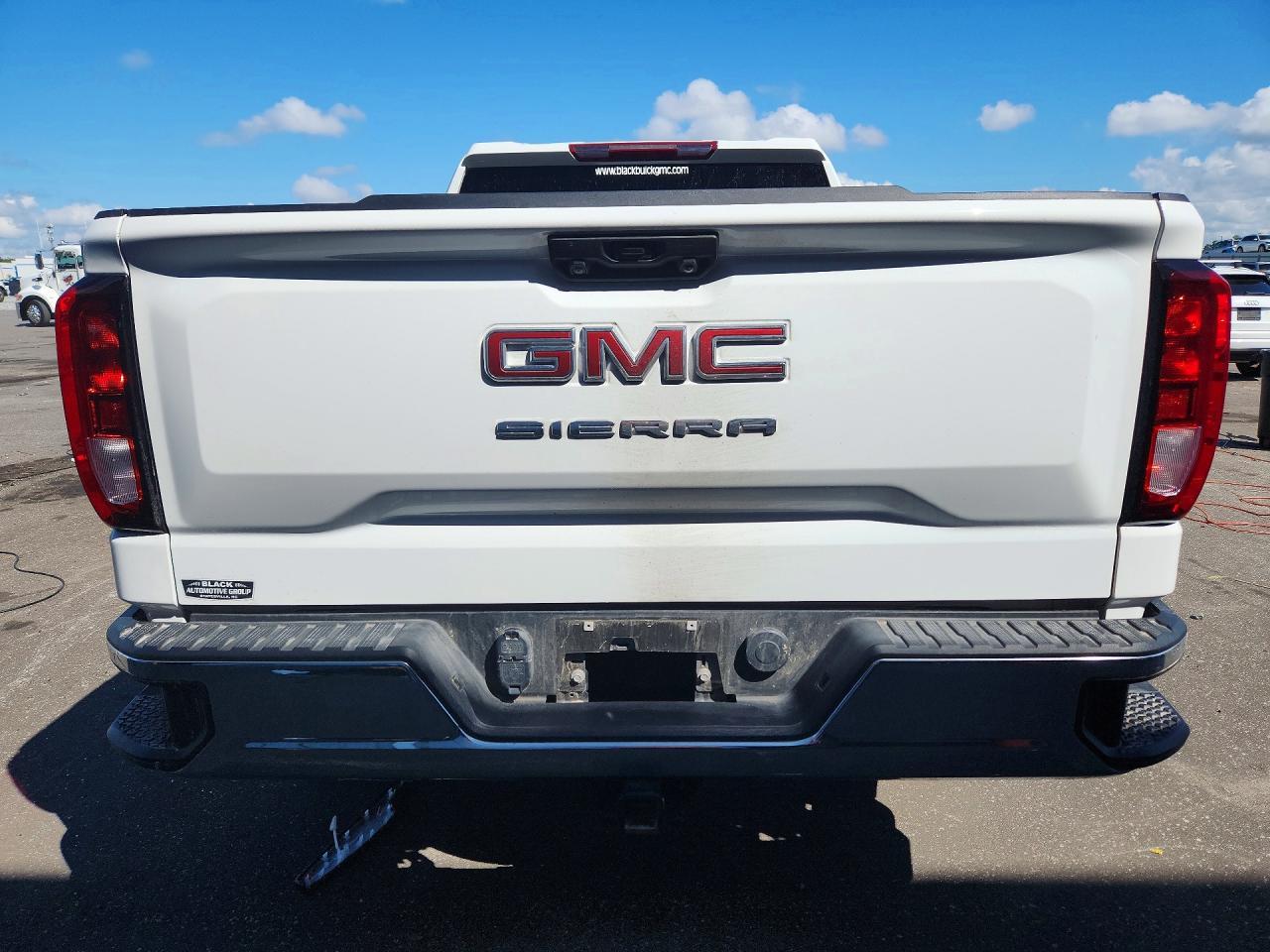 2025 GMC Sierra K1500 - zdjęcie 6