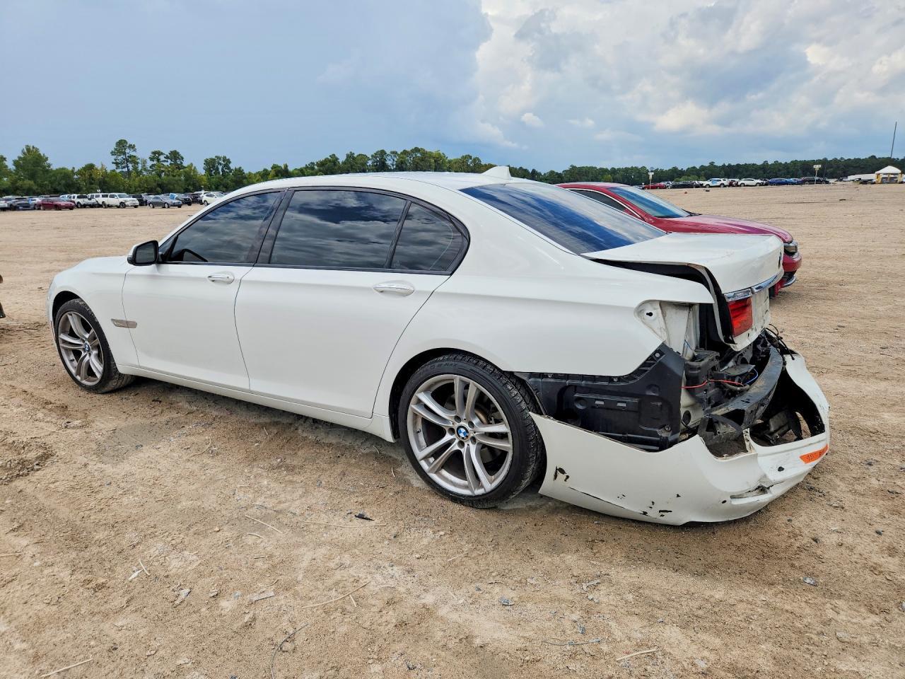 2015 BMW 740 Li - zdjęcie 2