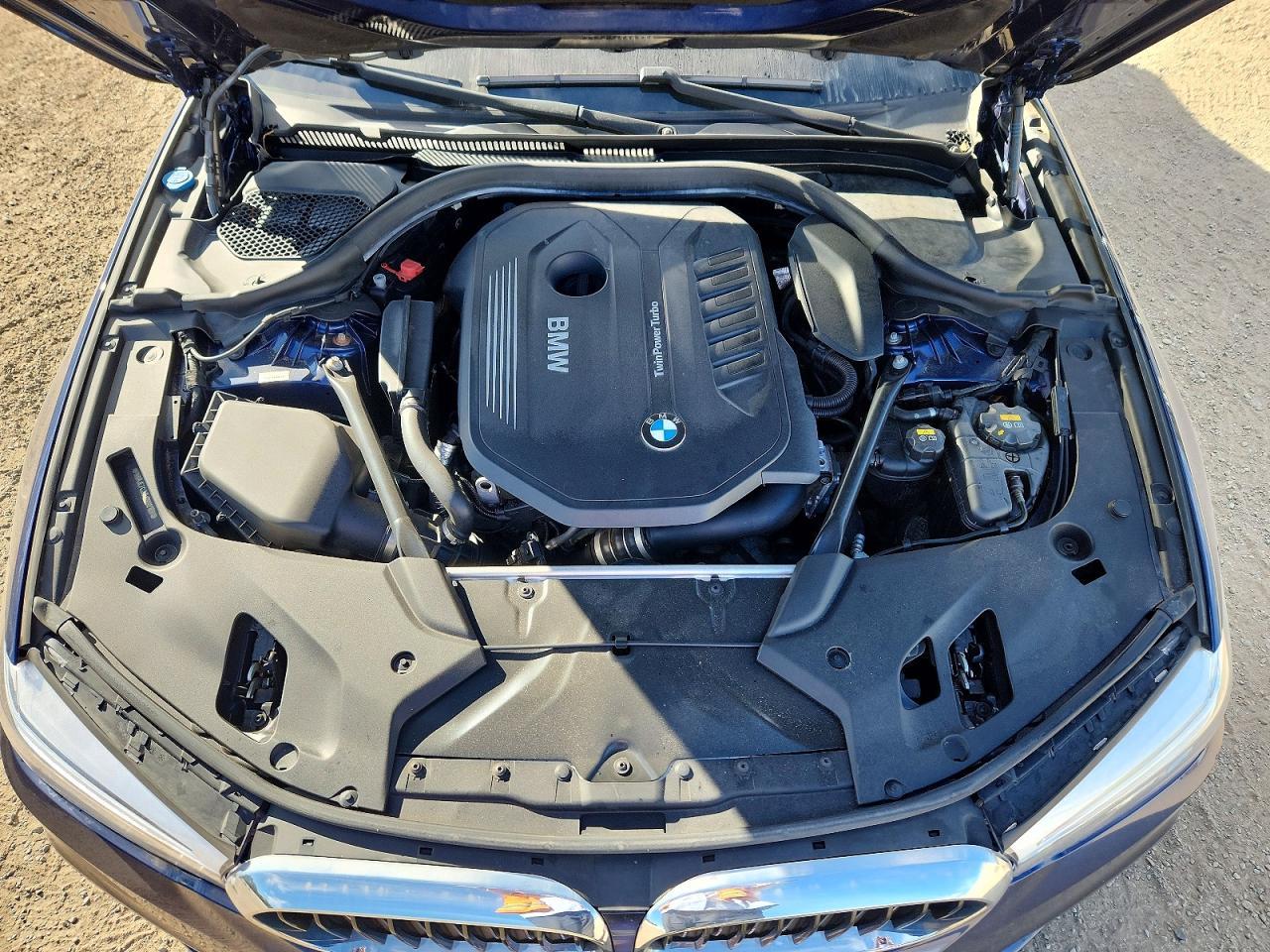 2017 BMW Seria 5 540i - zdjęcie 11