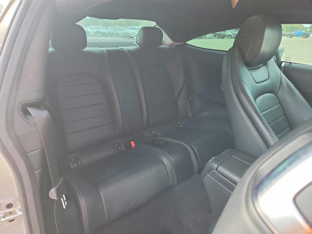2017 Mercedes-Benz C 300 - zdjęcie 10