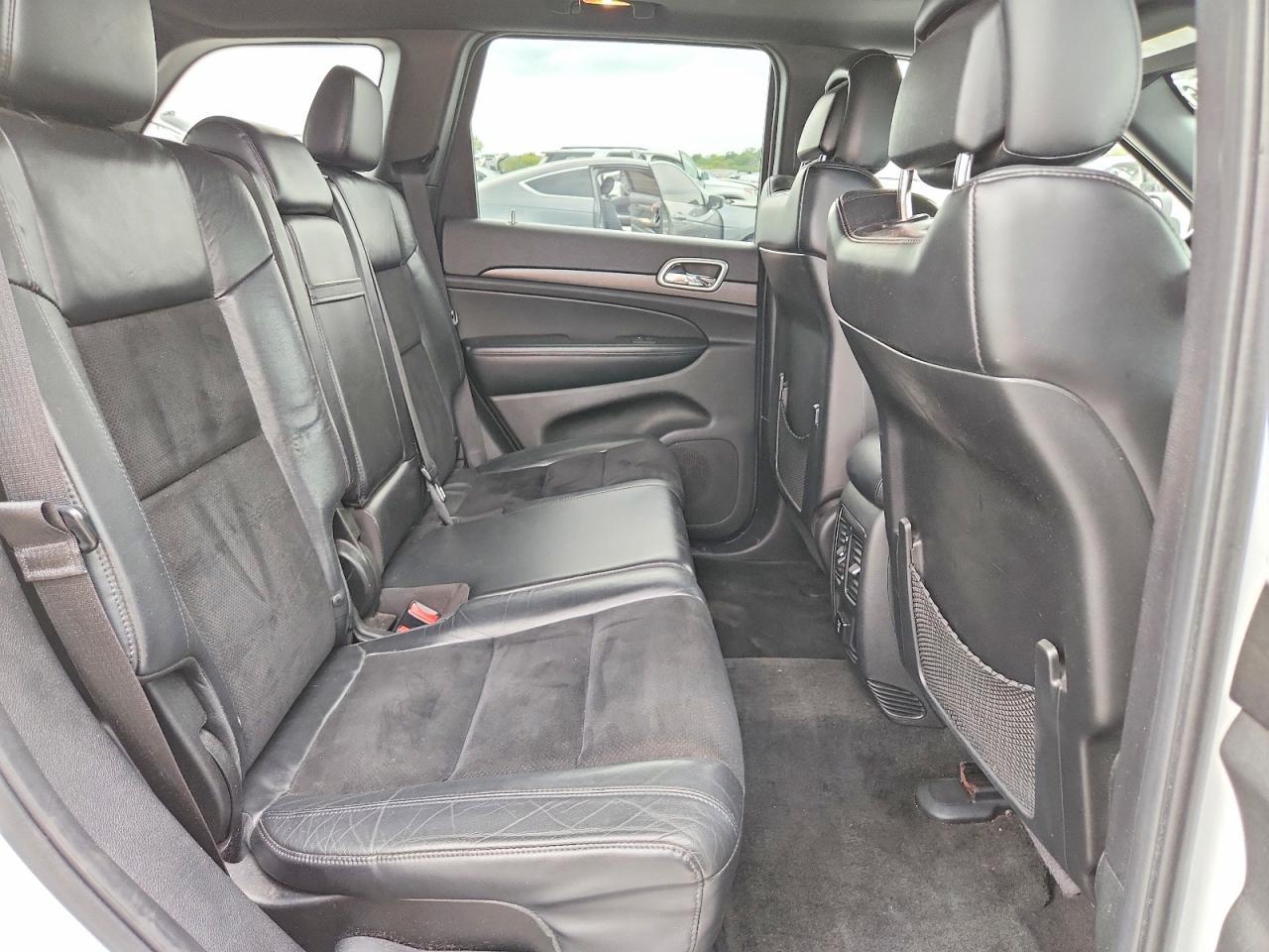 2015 Jeep Grand Cherokee Laredo - zdjęcie 11