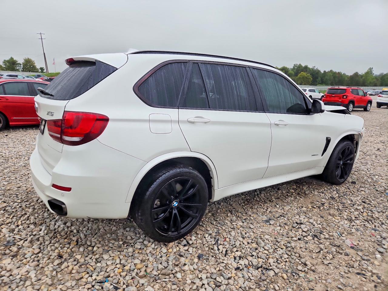 2017 BMW X5 xDrive50I - zdjęcie 3