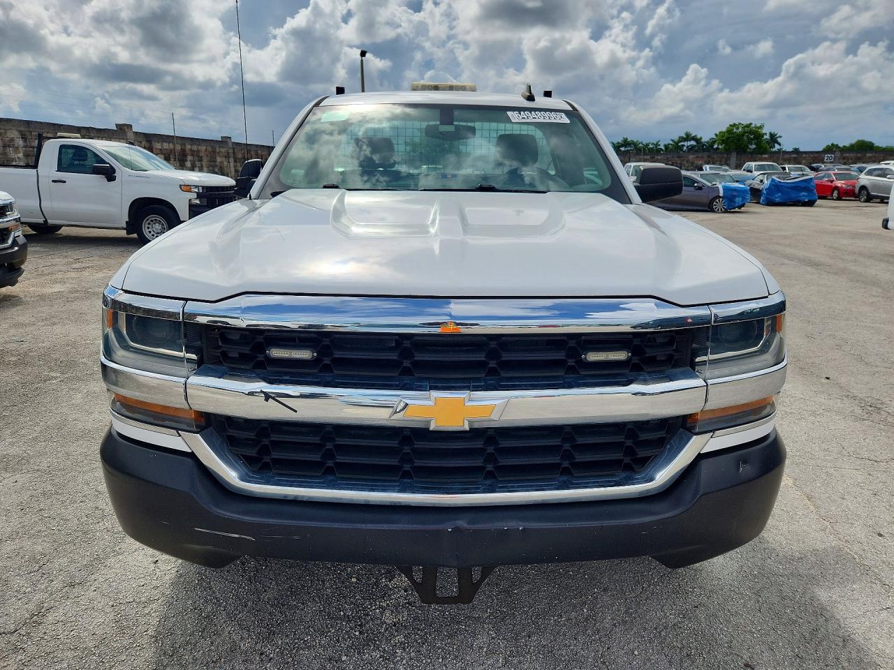 2018 Chevrolet Silverado C1500 - zdjęcie 5