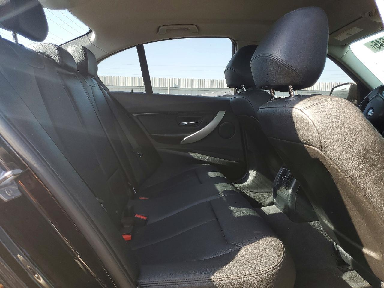 2017 BMW 320 I - zdjęcie 10