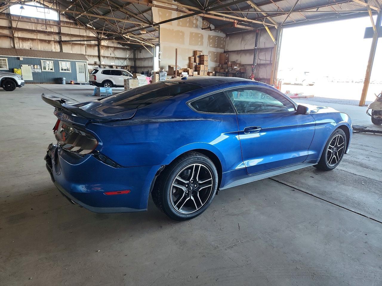 2018 Ford Mustang - zdjęcie 3