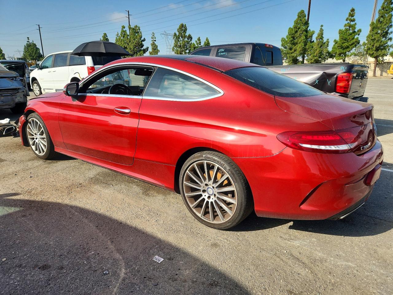 2017 Mercedes-Benz C 300 - zdjęcie 2