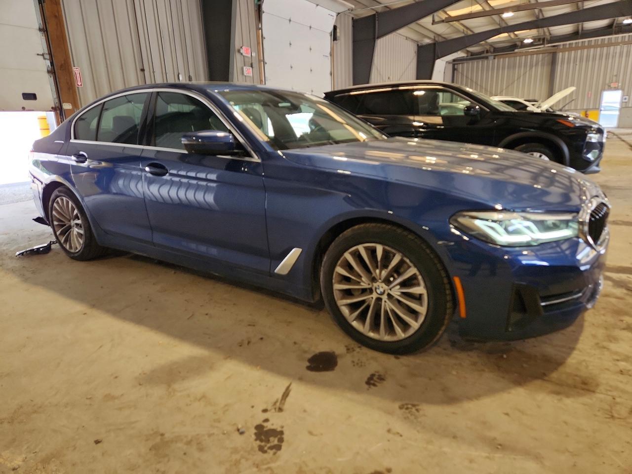 2021 BMW 530 Xi - zdjęcie 4