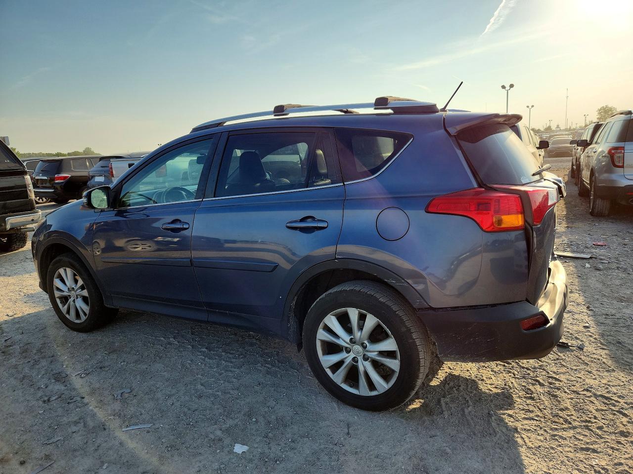 2014 Toyota Rav4 Limited - zdjęcie 2