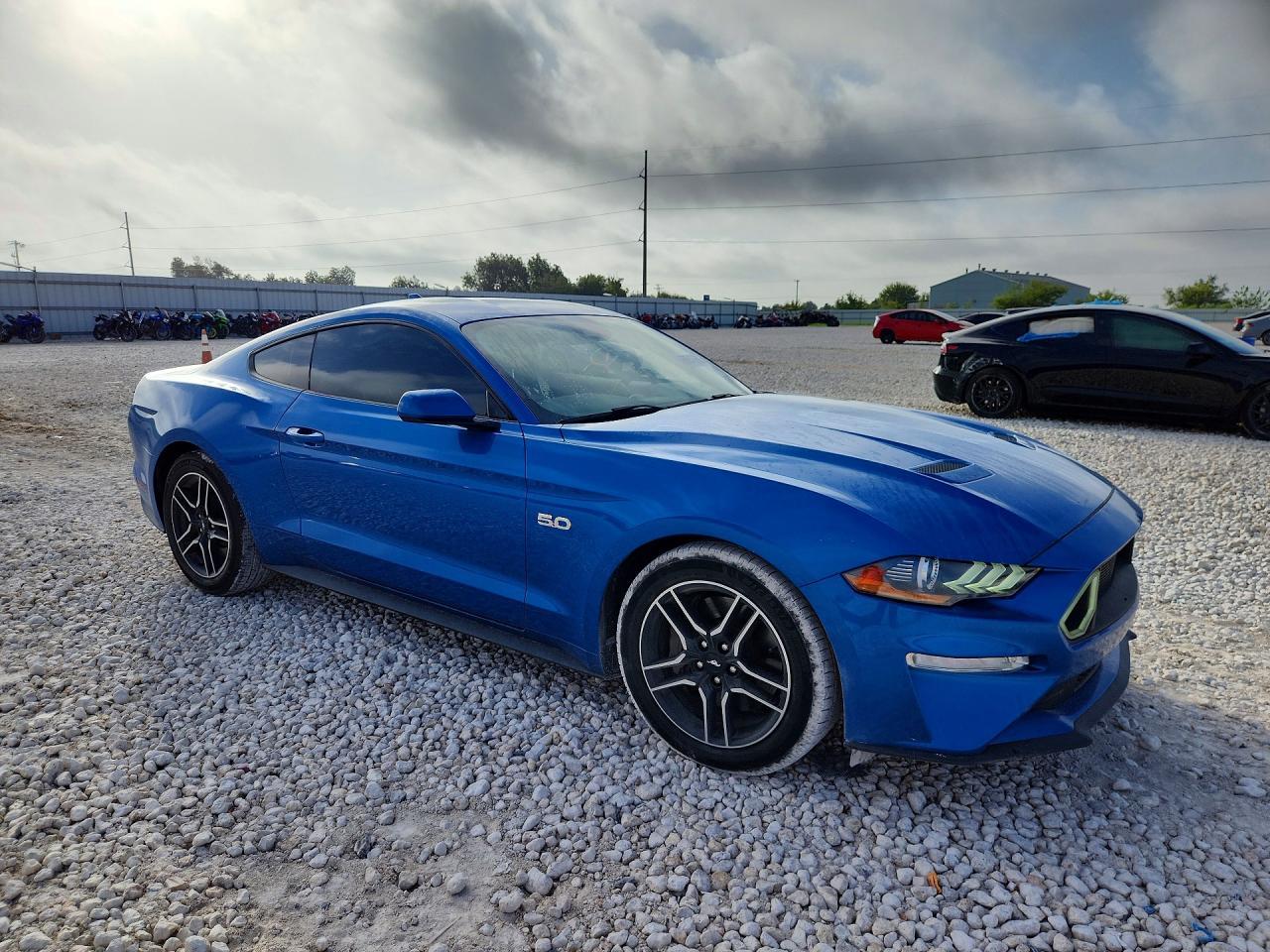 2020 Ford Mustang Gt - zdjęcie 4