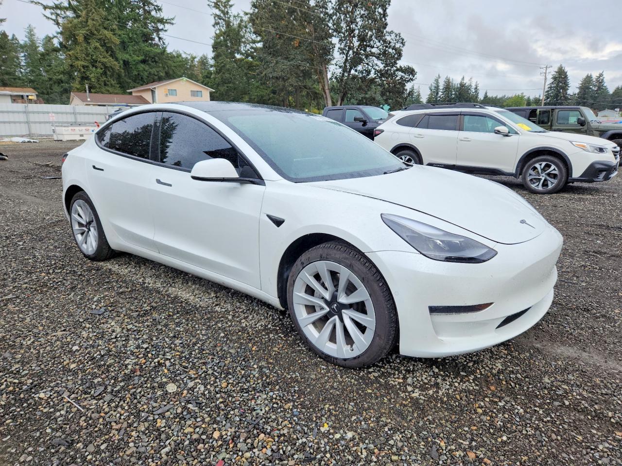 2021 Tesla Model 3 - zdjęcie 4