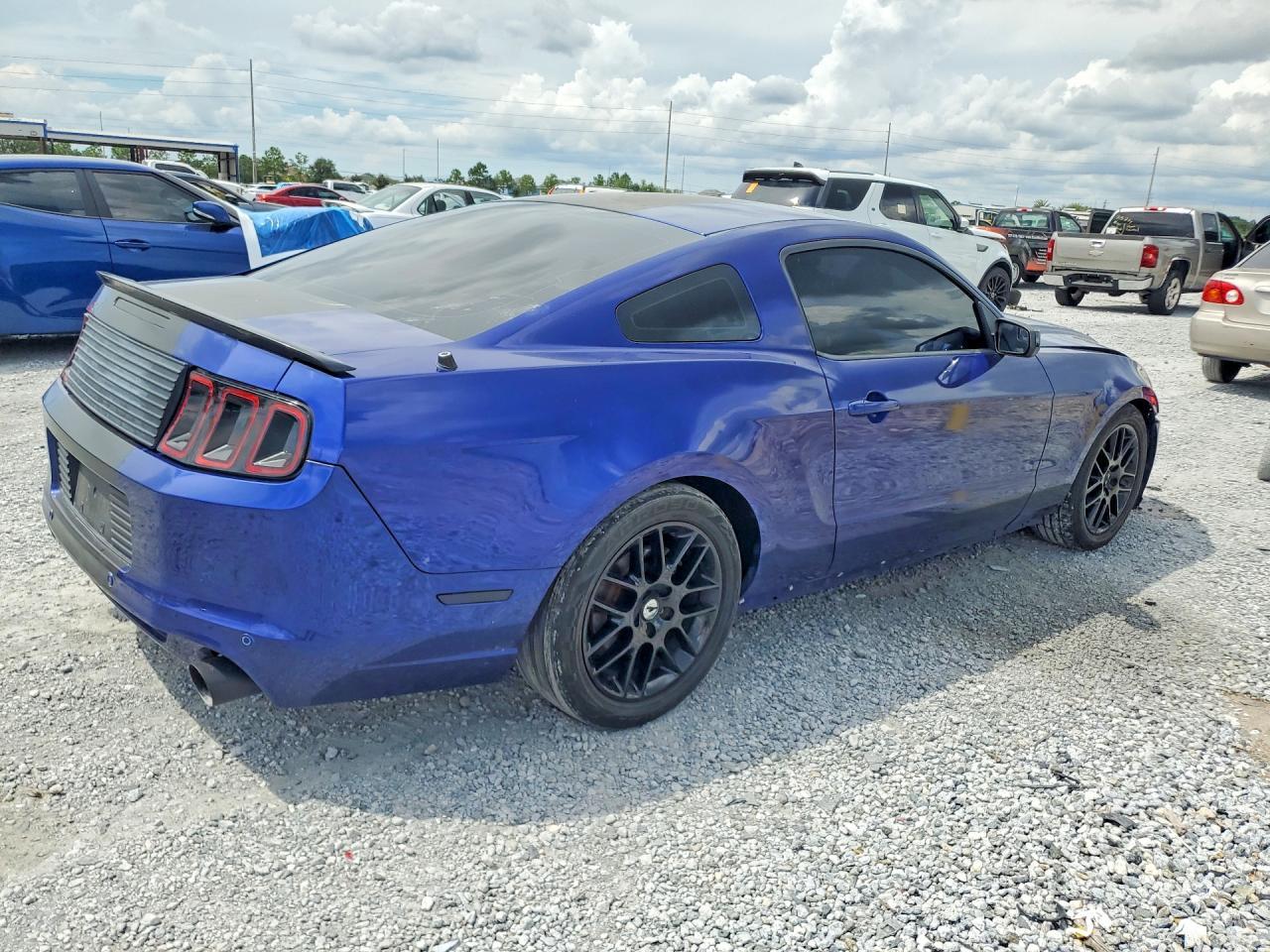 2014 Ford Mustang - zdjęcie 3