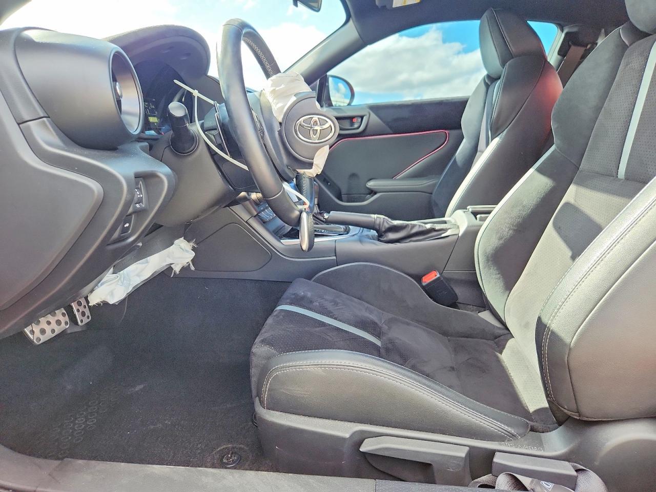 2025 Toyota Gr86 Premium - zdjęcie 7