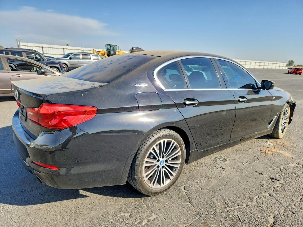2018 BMW 530E - zdjęcie 3