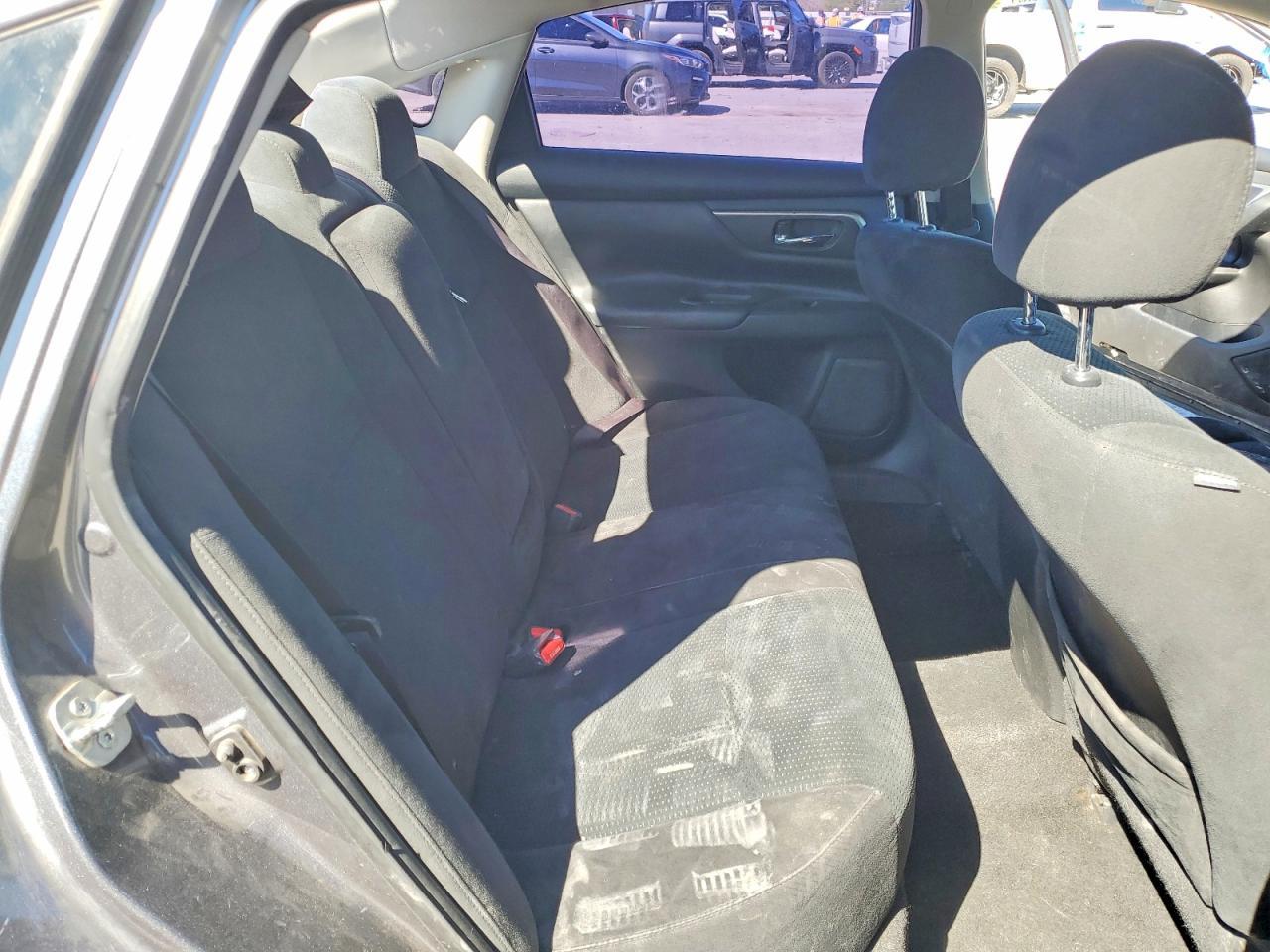 2015 Nissan Altima 2.5 S - zdjęcie 10