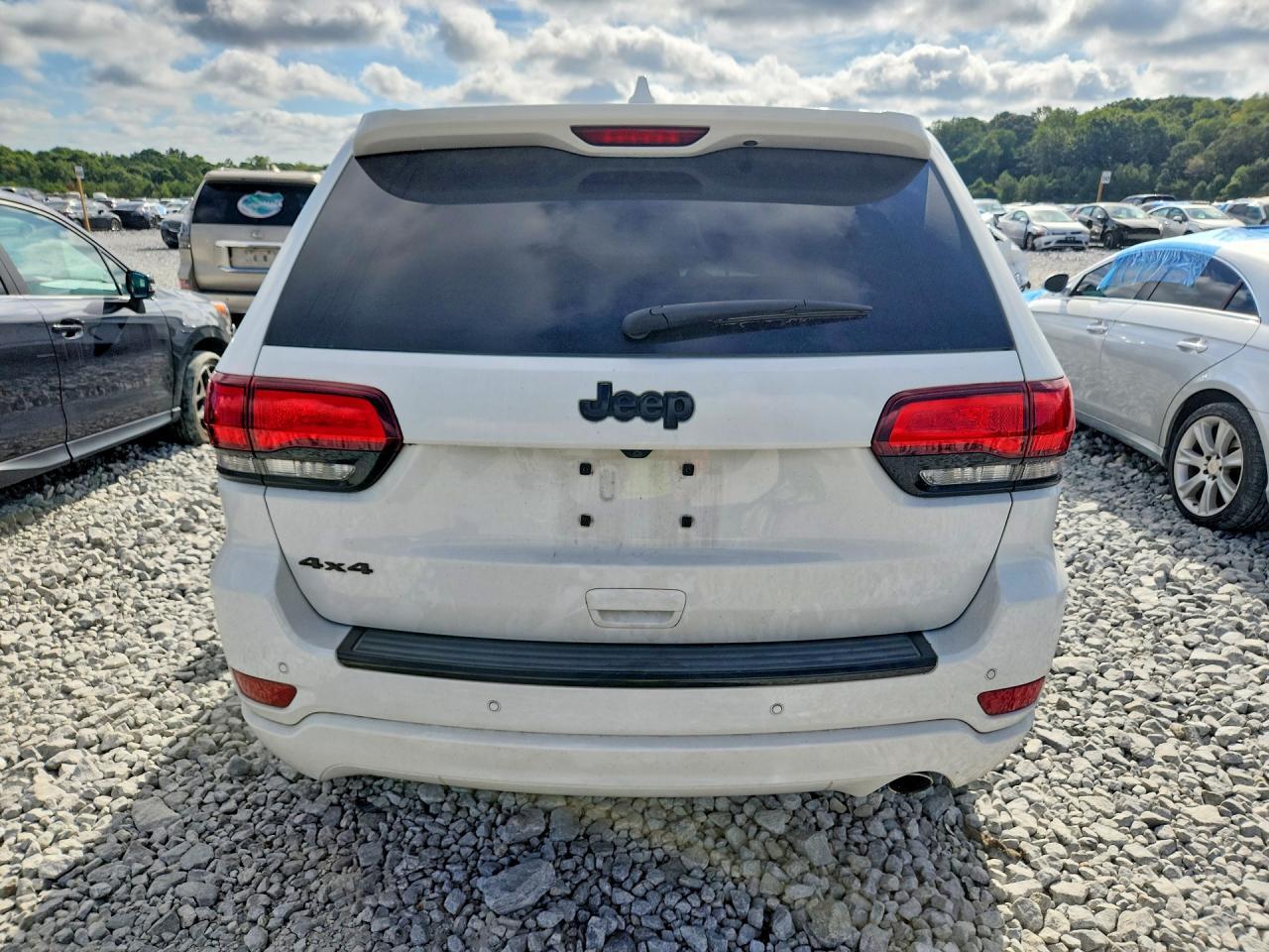 2017 Jeep Grand Cherokee Laredo - zdjęcie 6